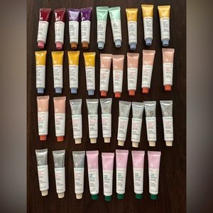 Glossier Balm Dotcom